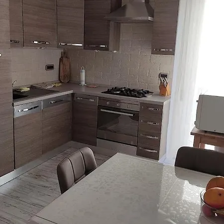 Casa Latomare A 5' A Piedi Dal Mare E Dal Centro Storico Di Apartment